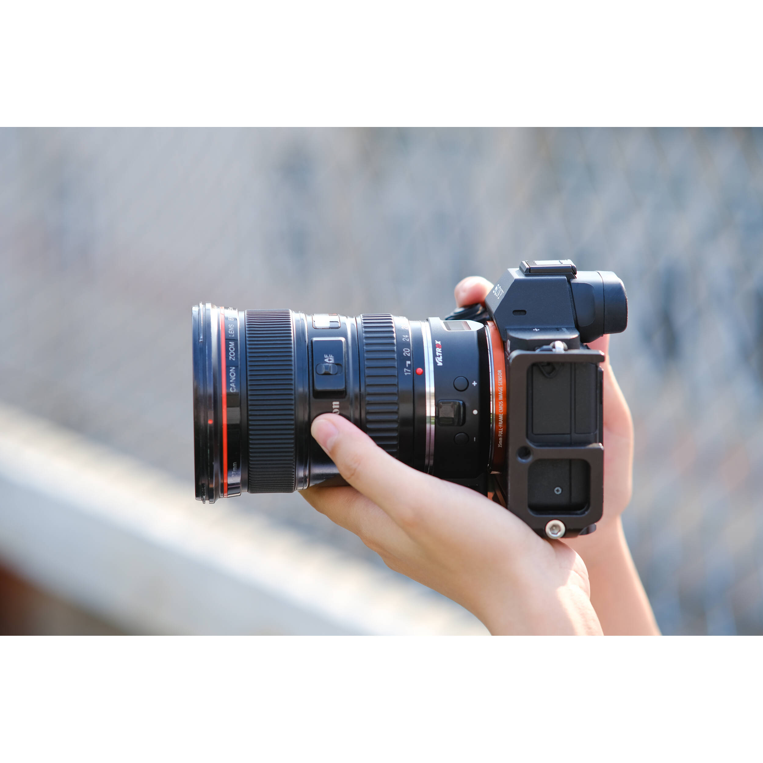 Viltrox EF-E5 adapter for Canon EF / EF-S series lenses to Sony E