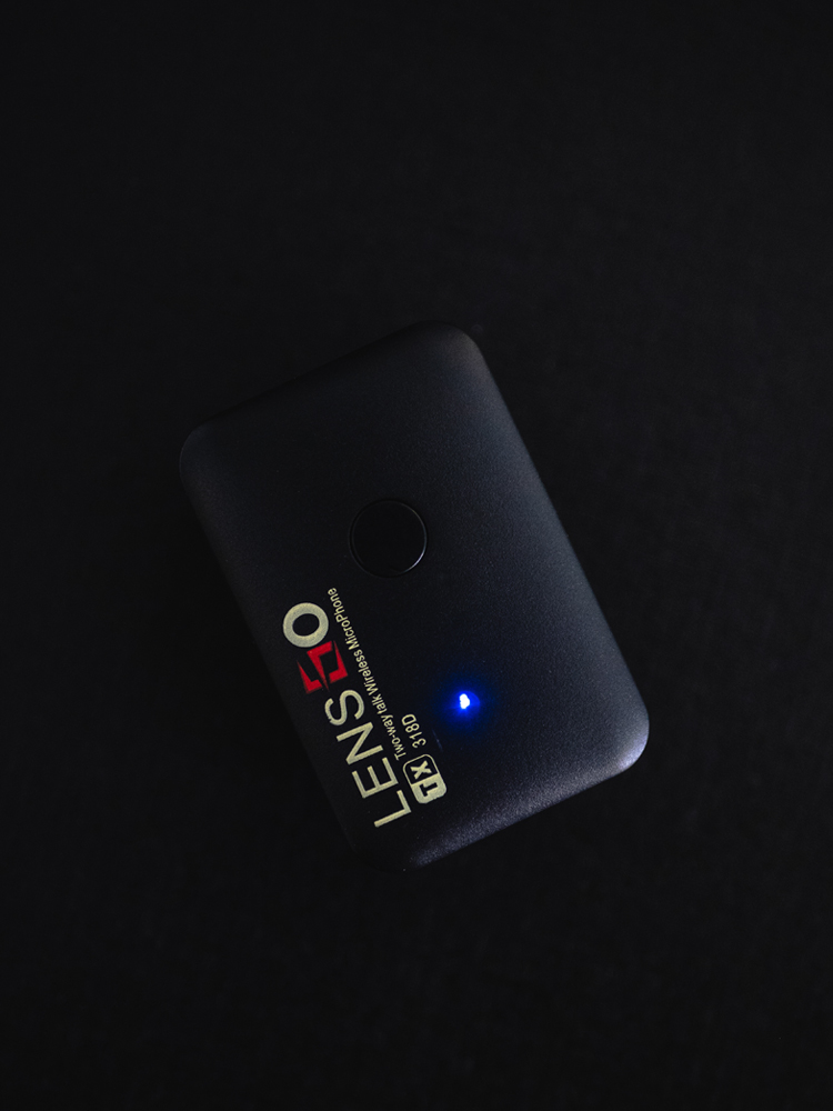 Lensgo 318D Full Duplex call wireless microphone 1V1