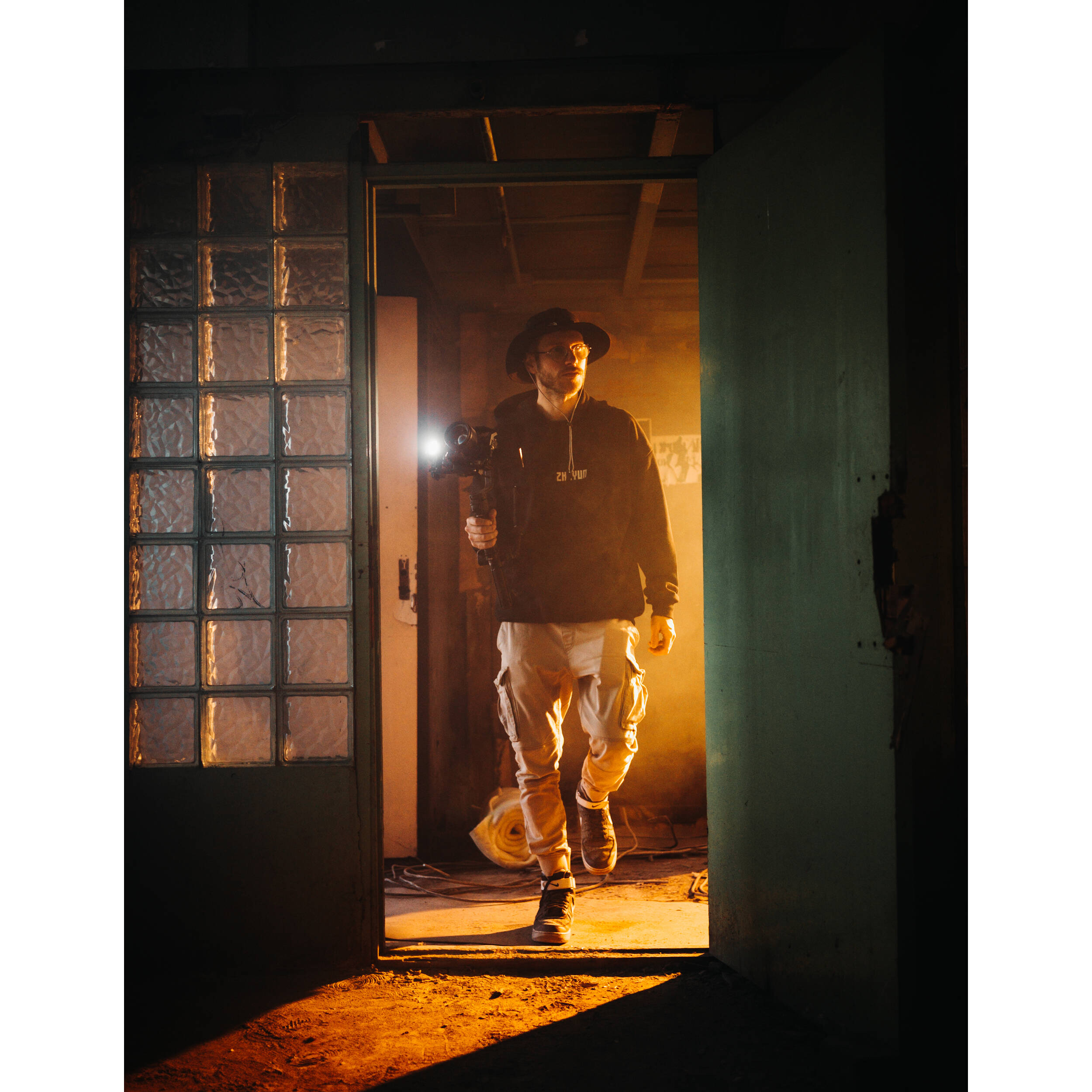 Zhiyun WEEBILL-3 S Handheld Gimbal Stabilizer with Built-In Fill Light