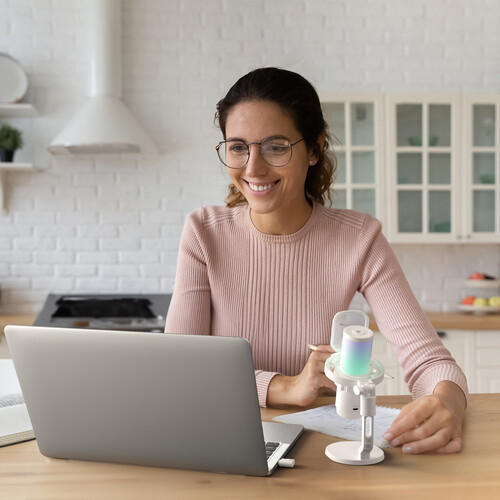 Comica EJoy Uni Pro D RGB Wireless/USB-C Mic Desktop Stand (White)