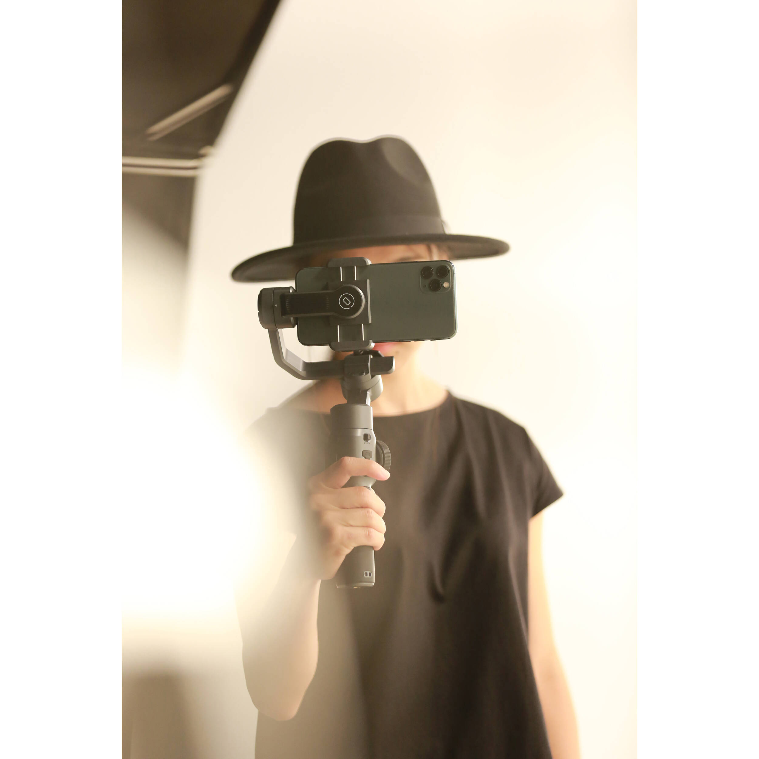 Zhiyun Tech Smooth 5 Smartphone Gimbal Combo Kit